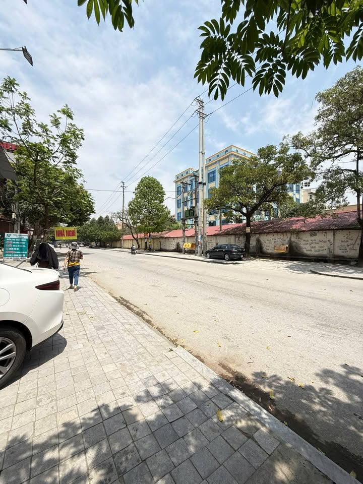 Bán nhà mặt phố Hải Thượng Lãn Ông 70m² - Vị trí kinh doanh đắc địa