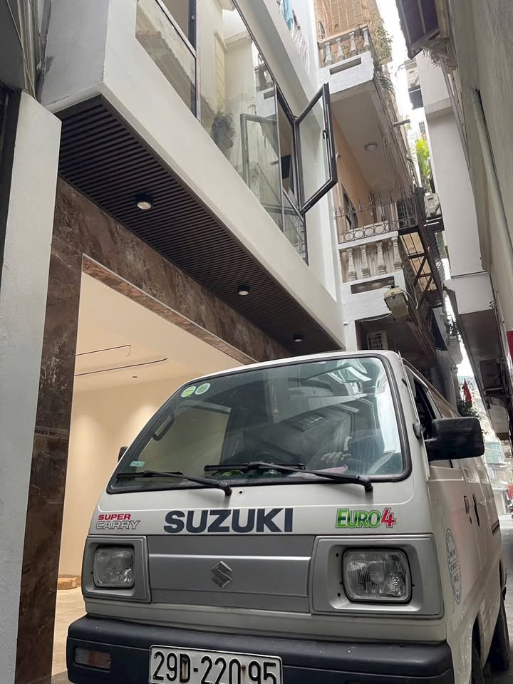 Nhà Phố Nguyễn Văn Cừ, Long Biên - 52m² x 6 Tầng, Thang Máy, Full Nội Thất