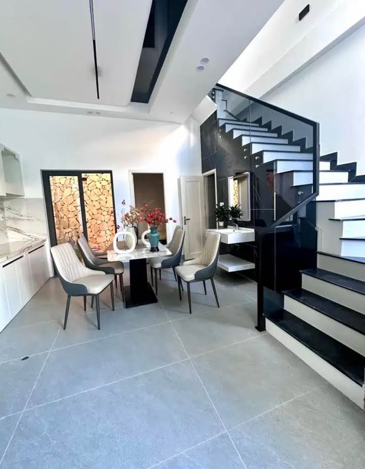 Nhà 75m² Hải Châu - 4PN Full Nội Thất, Sẵn Sàng Ở Ngay