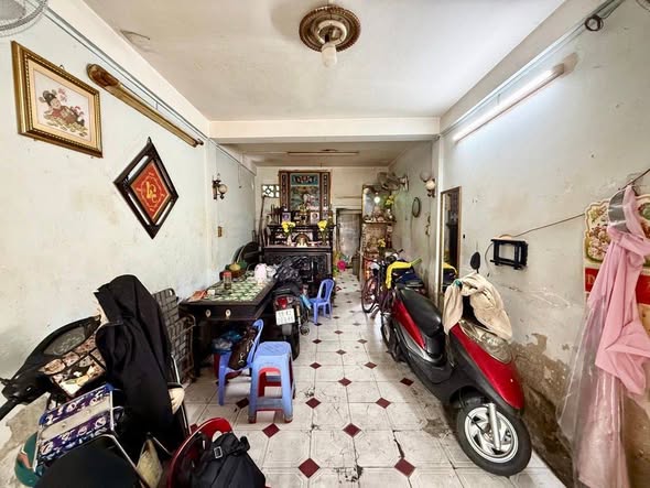 Nhà Phố Phạm Văn Chí, Q6 36m² - Mặt tiền kinh doanh sầm uất!