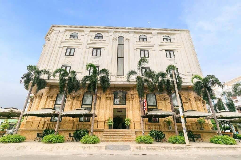 Khách sạn VIP Lô Góc 3 Mặt Tiền Tên Lửa, Bình Tân - 20PN, 7 Tầng, 92 Tỷ