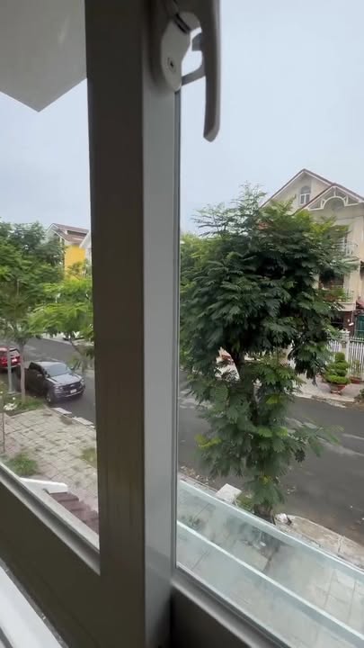 Cho thuê Studio full nội thất, cửa sổ lớn, Q7 - Giá tốt