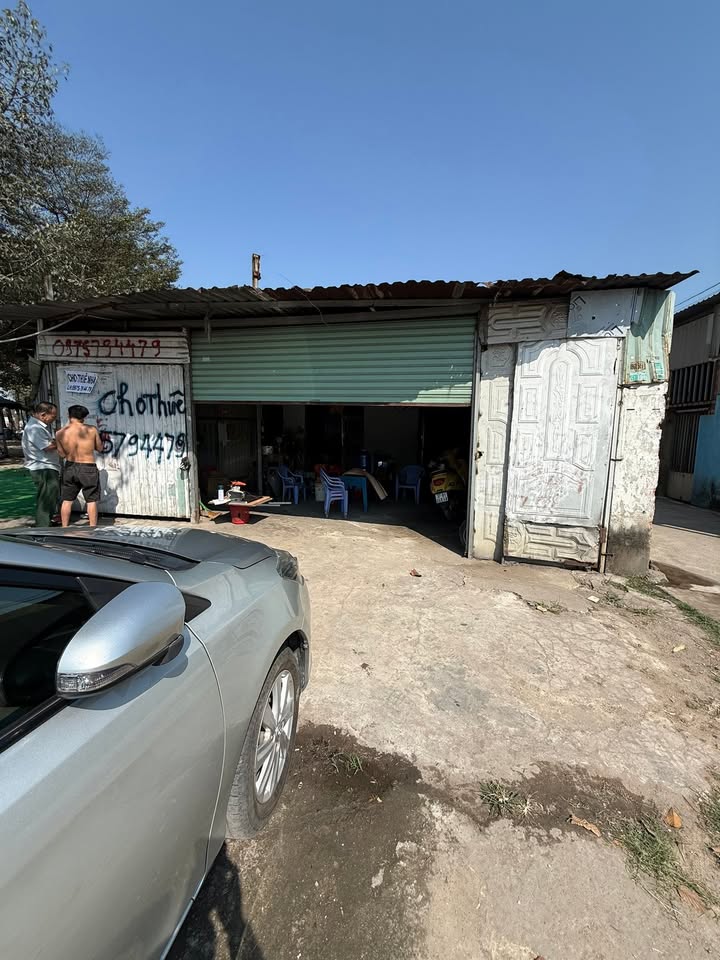 Cho thuê 2 Ki ốt Dĩ An - Mặt tiền kinh doanh sinh lời ngay!