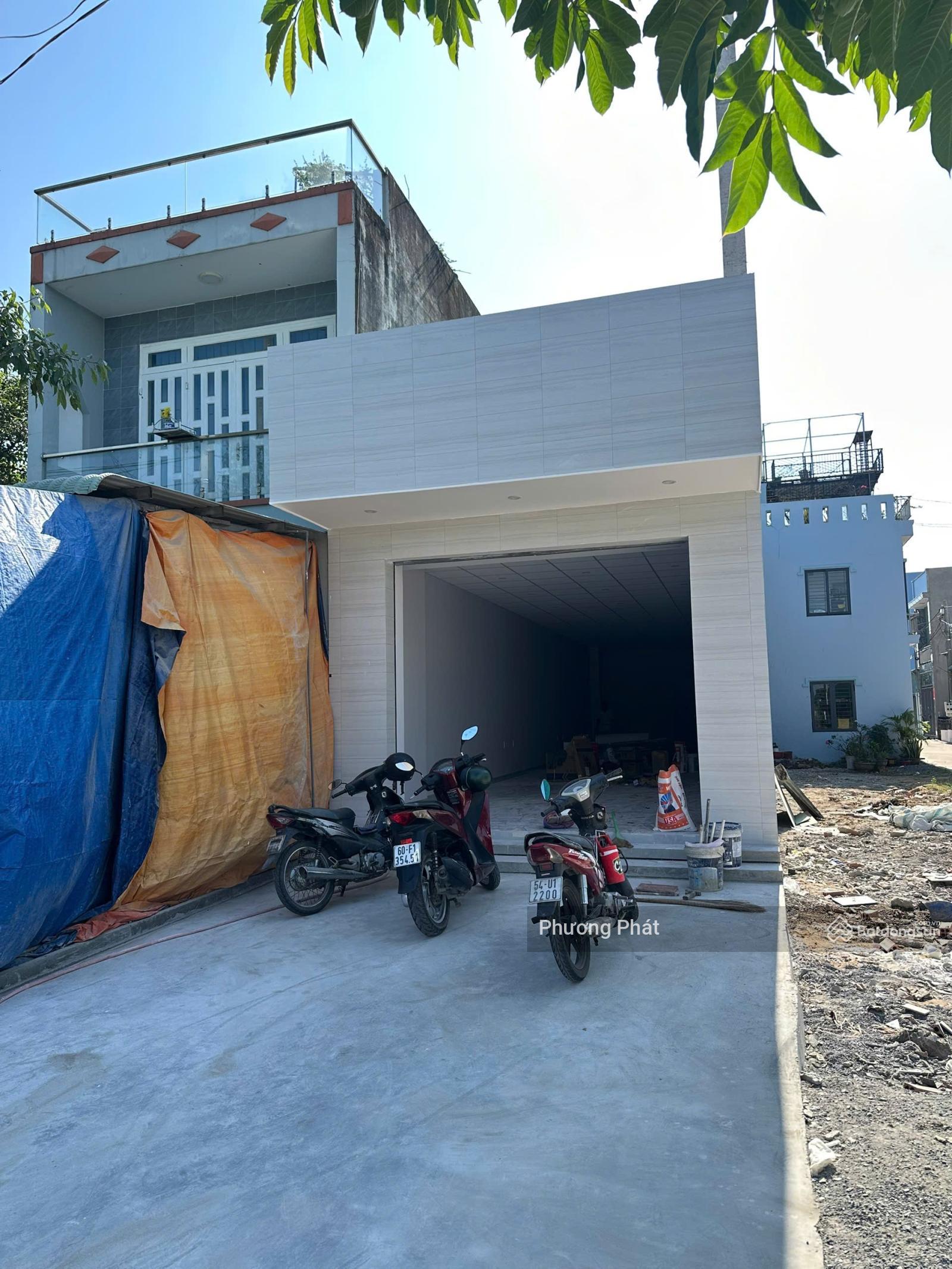 Nhà Phố Huỳnh Văn Nghệ Biên Hòa 110m² - Mặt Tiền Kinh Doanh Đắc Địa!