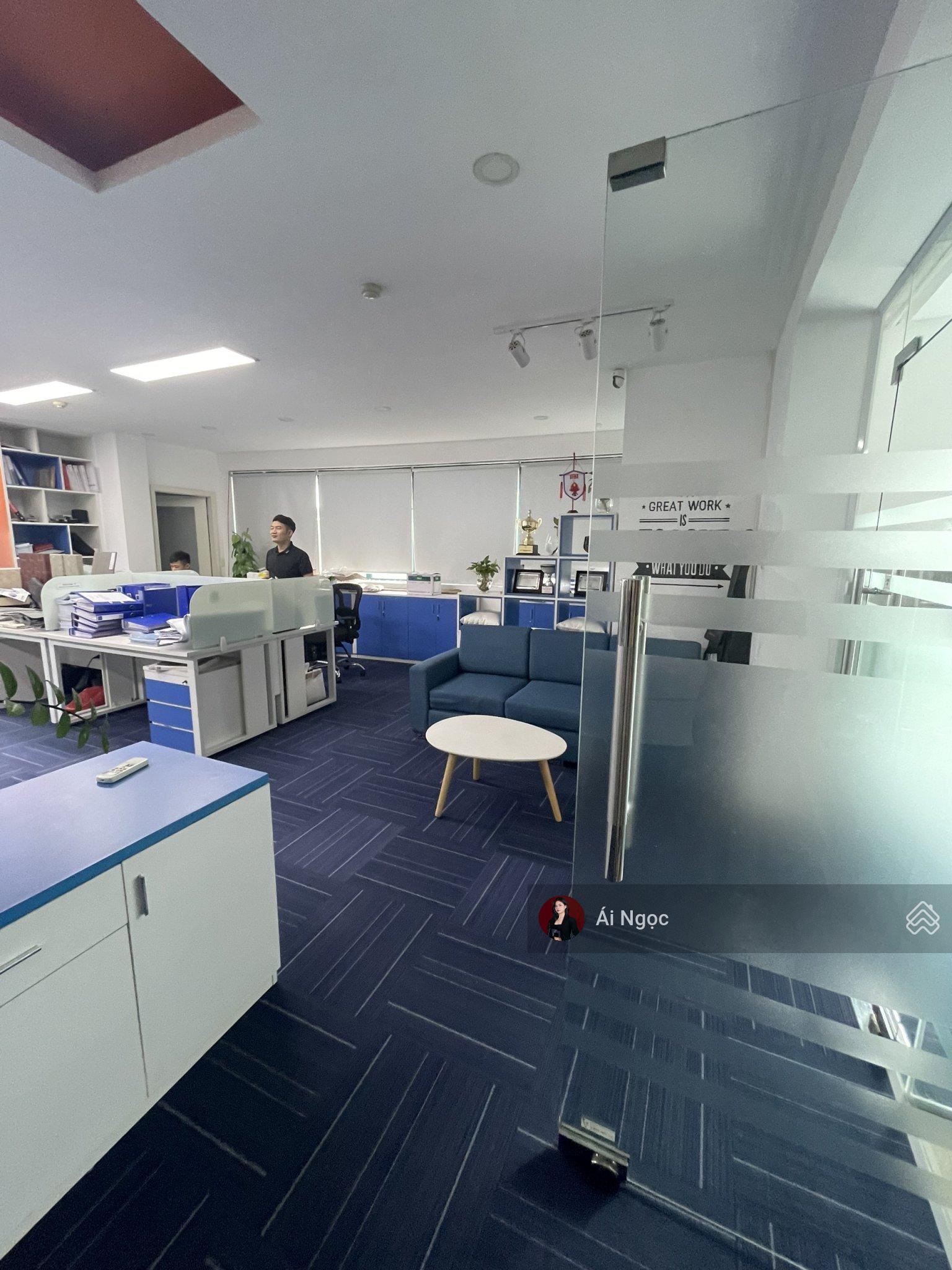 Văn phòng 110m² Lý Chính Thắng, Q3 chỉ 31.79 triệu - Sẵn sàng làm việc!