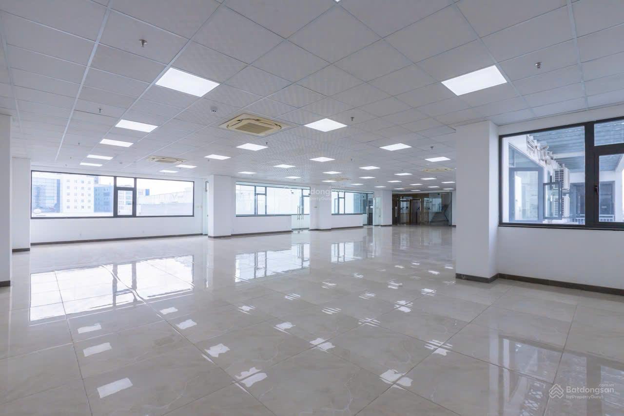 Văn phòng 80m² Nguyễn Văn Trỗi - Giá 19 Triệu/Tháng, Kết Nối Sân Bay