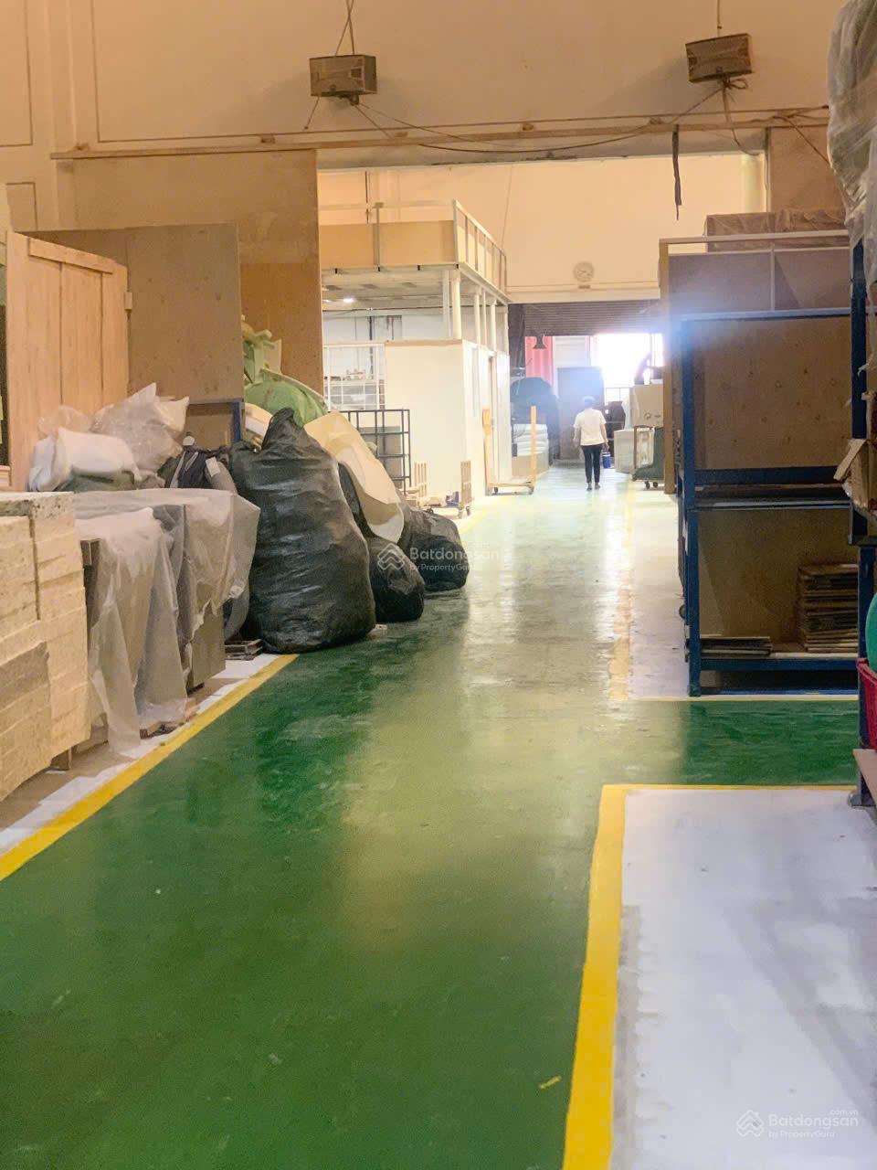 Kho Xưởng KCN Phú An Thạnh 7.600m² - Container Thoải Mái Ra Vào!