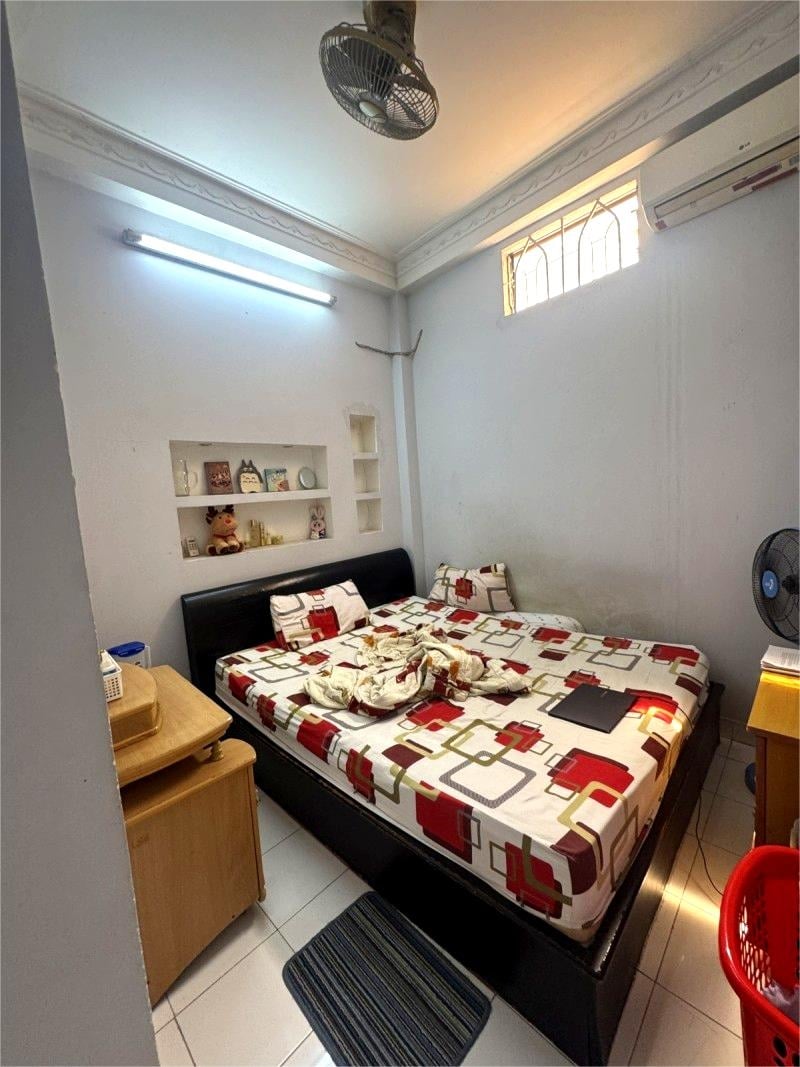 Nhà Huỳnh Văn Bánh, Phú Nhuận - Hẻm Rộng, 32m², 6.85 Tỷ - Sẵn Sàng Ở Ngay