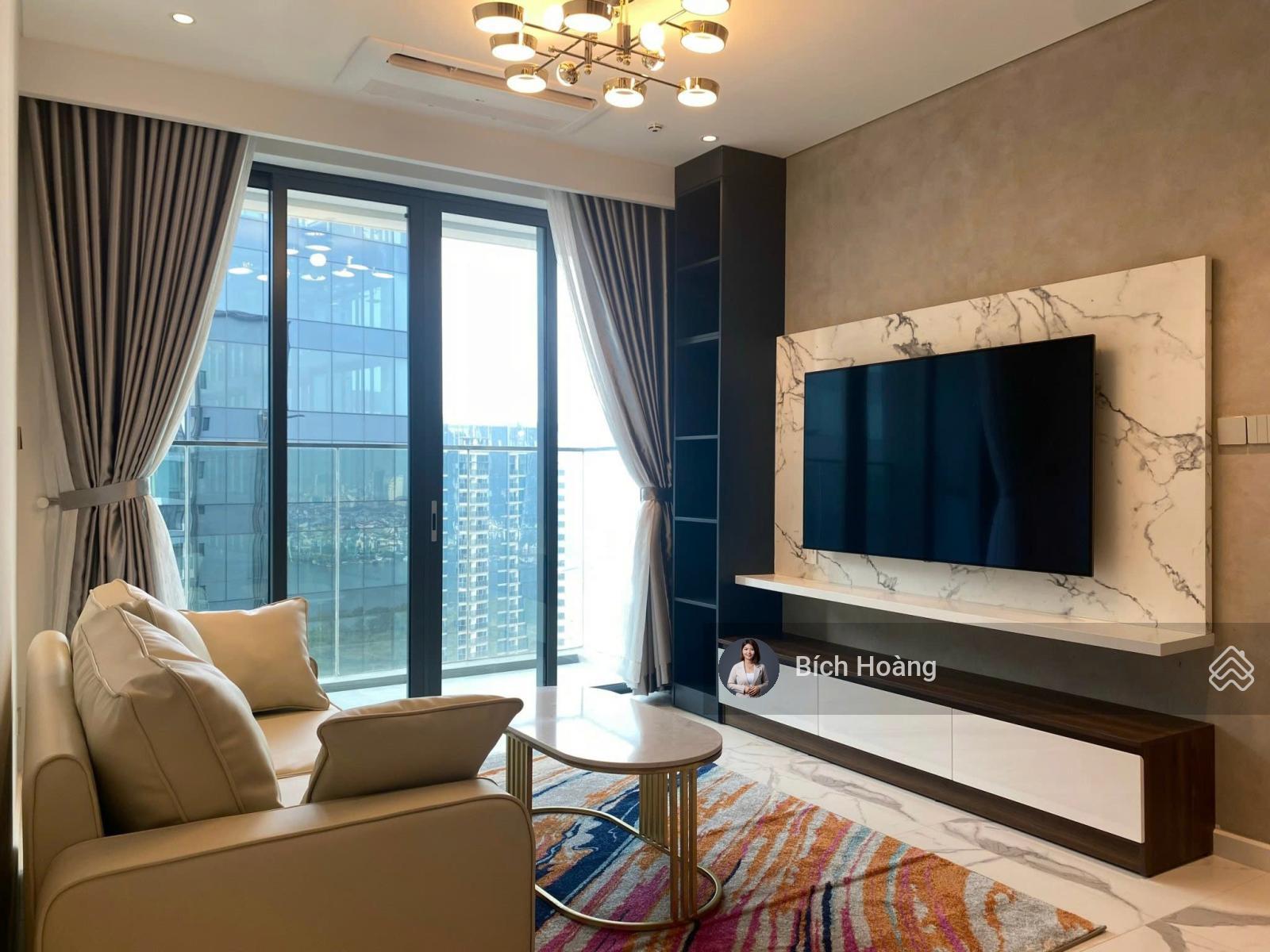 Cho thuê Căn hộ The Crest 2PN, 94m² full nội thất, có bồn tắm - 45 Triệu