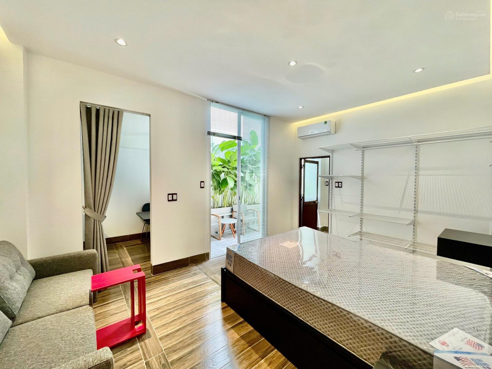 Cho thuê căn hộ ban công thoáng mát 30m² - Quận 2, TP.HCM