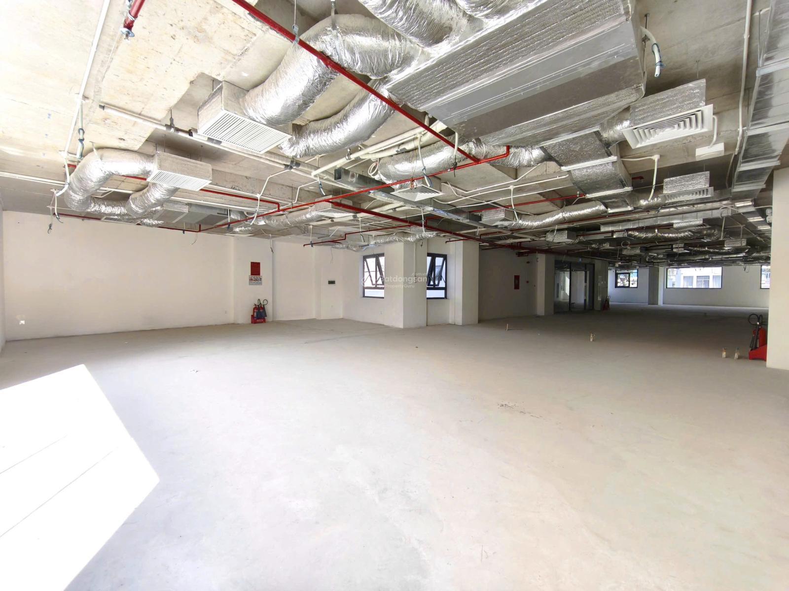 Cho thuê văn phòng 350m² Ngô Tất Tố, Bình Thạnh - Giá tốt, Hoàn thiện cơ bản