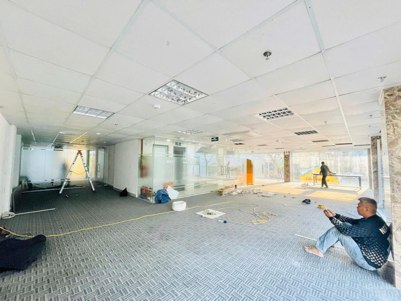 Văn phòng Ngoại Giao Đoàn 185m² - View thoáng, sẵn sàng làm việc!