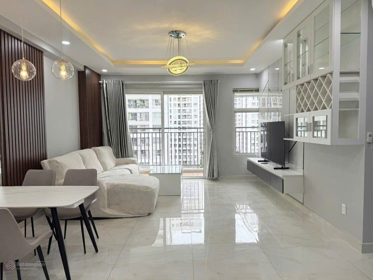 Cho thuê căn hộ 3PN Orchard Parkview - 90m² - Gần sân bay Tân Sơn Nhất - 19 Triệu