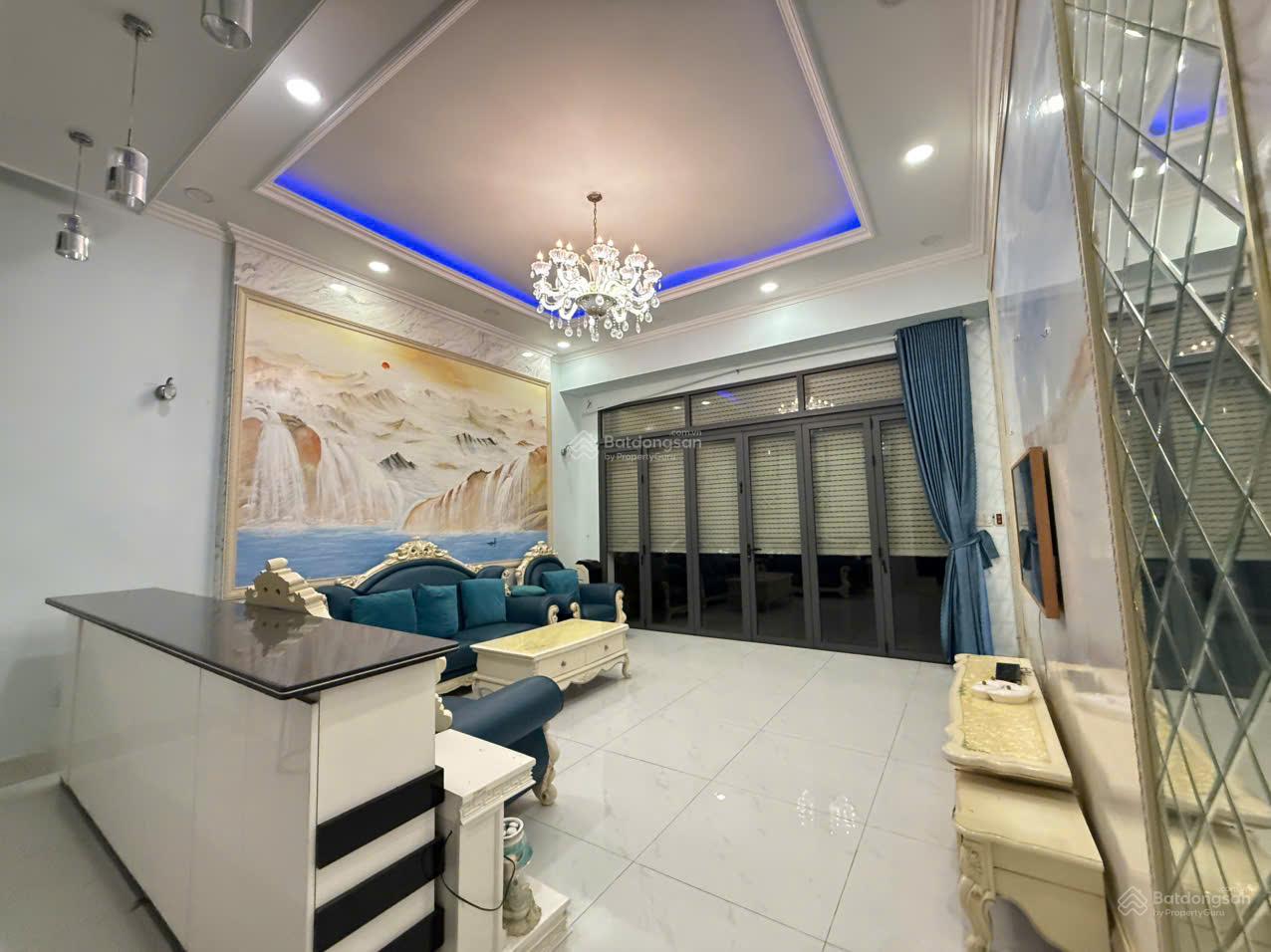 Nhà nguyên căn Phú Tân, Thủ Dầu Một 35 triệu/tháng - Full nội thất, vào ở ngay!