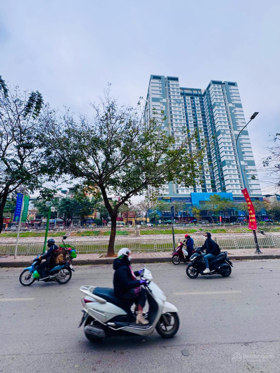 Nhà mặt phố Khương Đình 70m² - Mặt tiền kinh doanh đắc địa!