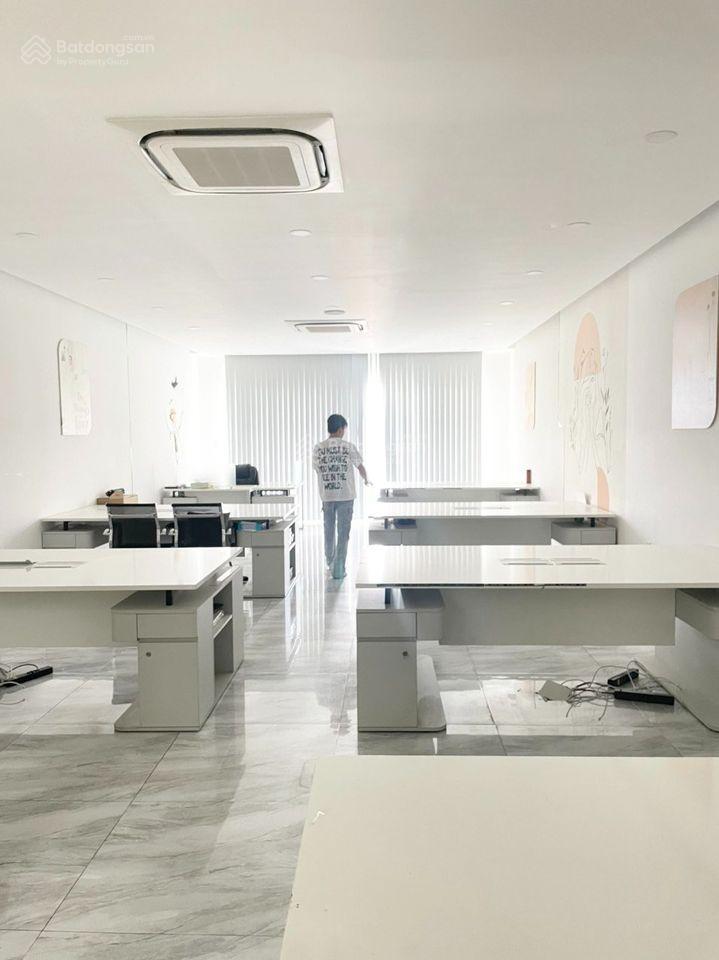 Nhà nguyên căn Đường 3/2, Quận 11 75m² - Mặt tiền kinh doanh đắc địa!