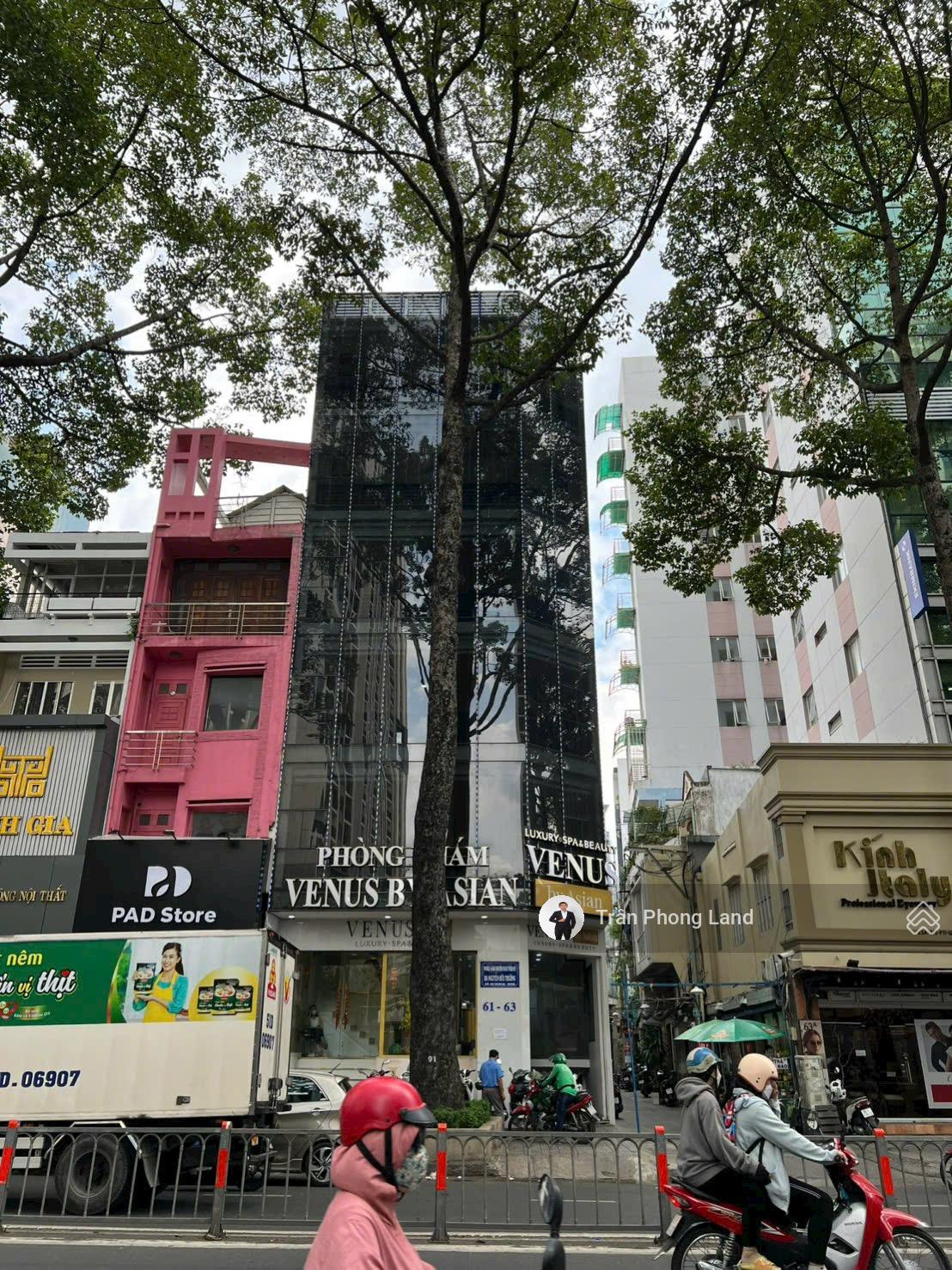 Nhà Phố Góc 2 MT 3 Tháng 2, Q10 88m² - Mặt tiền kinh doanh!