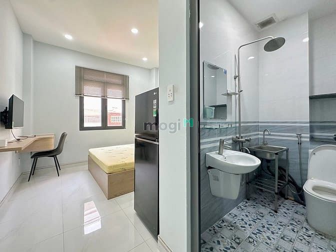 Thuê căn hộ Quận 3 CMT8 22m² giá 5 triệu - Full nội thất cao cấp!