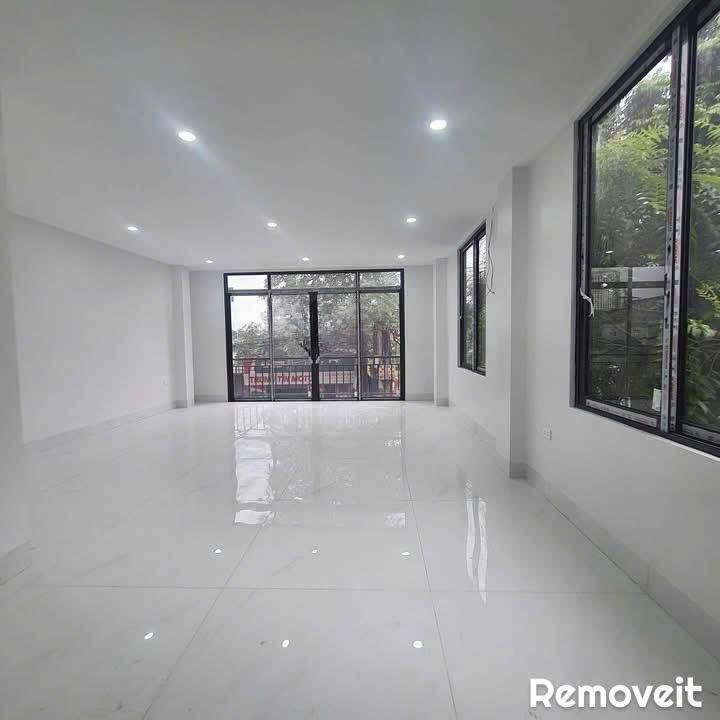 Mặt bằng kinh doanh Ngõ 442 Âu Cơ Tây Hồ 12 triệu - Thích hợp KD!