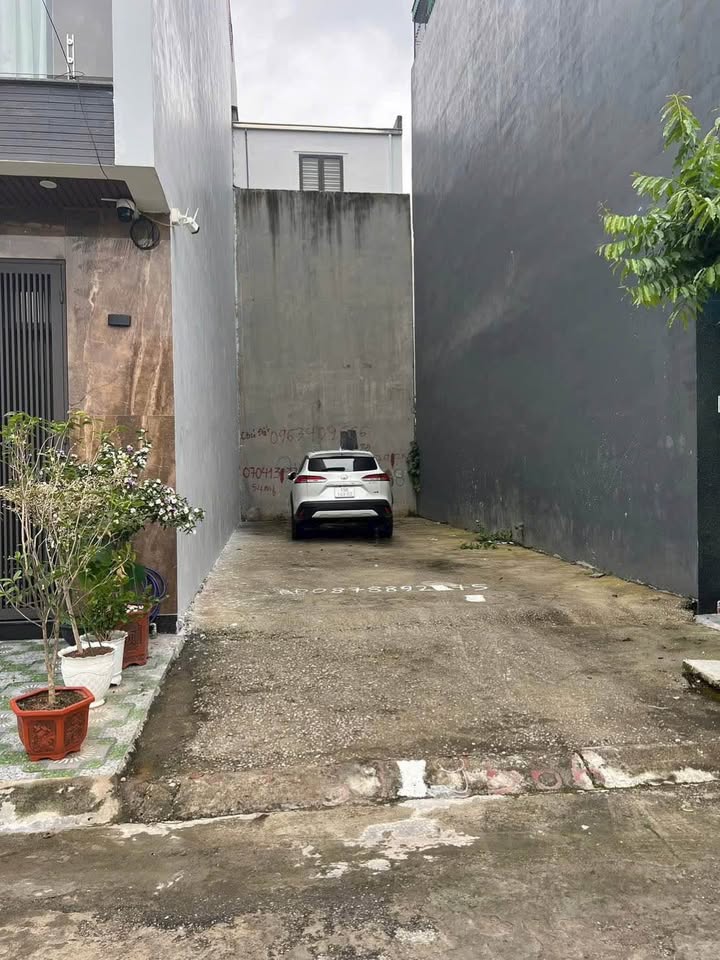 Đất nền TĐC Bạch Mai Đồng Thái 54m² - Vị trí đắc địa đối diện vườn hoa