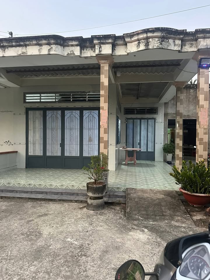 Nhà riêng Châu Hưng, Bình Tân, Vĩnh Long 611m² - Ô tô tận cửa!