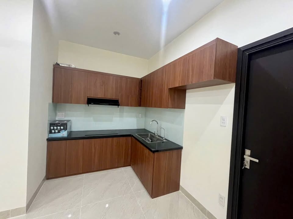 Nhà Mặt Tiền Kha Vạn Cân Thủ Đức - Thang Máy, 5PN, 86m², 15.5 Tỷ