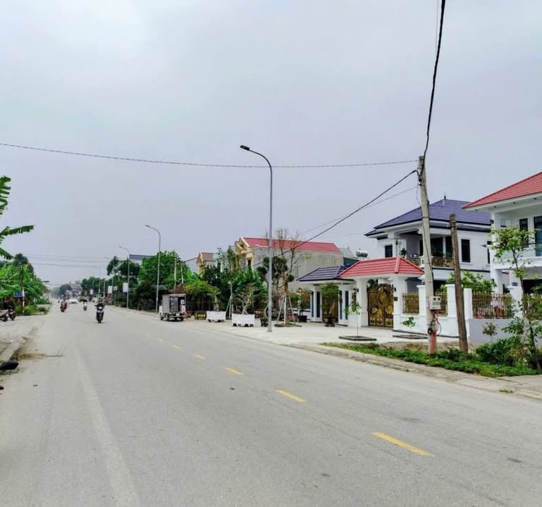 Đất Lô Góc 2 Mặt Tiền Đường Thanh Niên, Quảng Xương - 125m² Giá Tốt