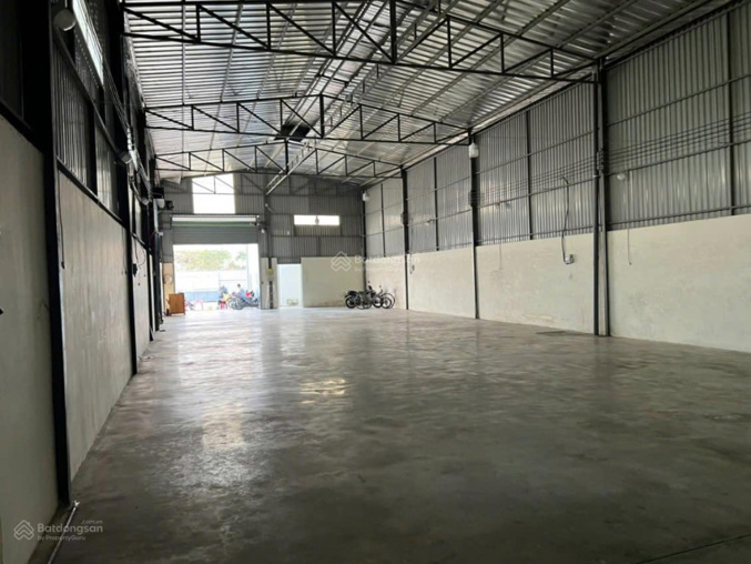 Nhà xưởng 200m² Tư Đình, Long Biên - Sẵn Sàng Kinh Doanh, Giá 18 Triệu
