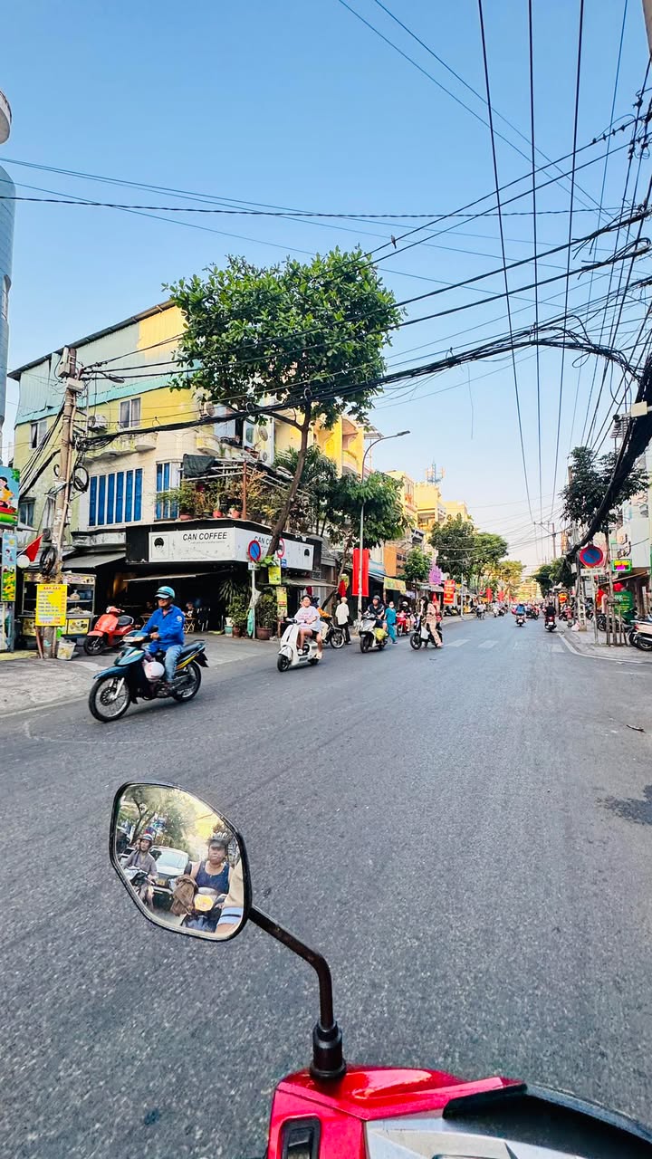 Nhà Phố Vĩnh Hội Quận 4 40m² - Mặt Tiền Kinh Doanh Hiếm Có!