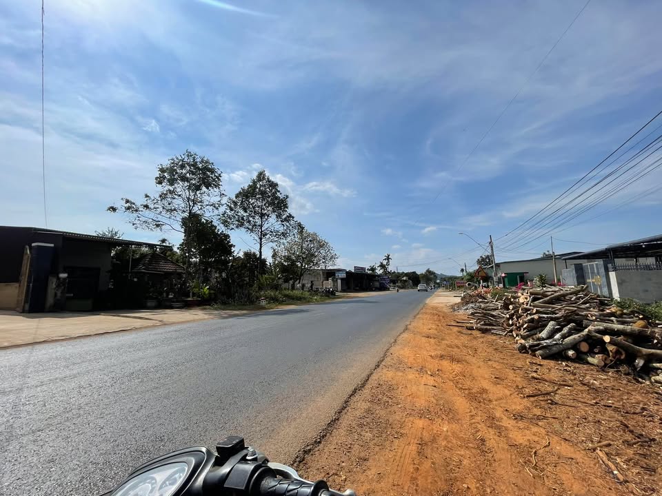 Đất nền Cư Kuin, Đắk Lắk 420m² - Mặt tiền Quốc lộ 27, Tiềm năng kinh doanh!