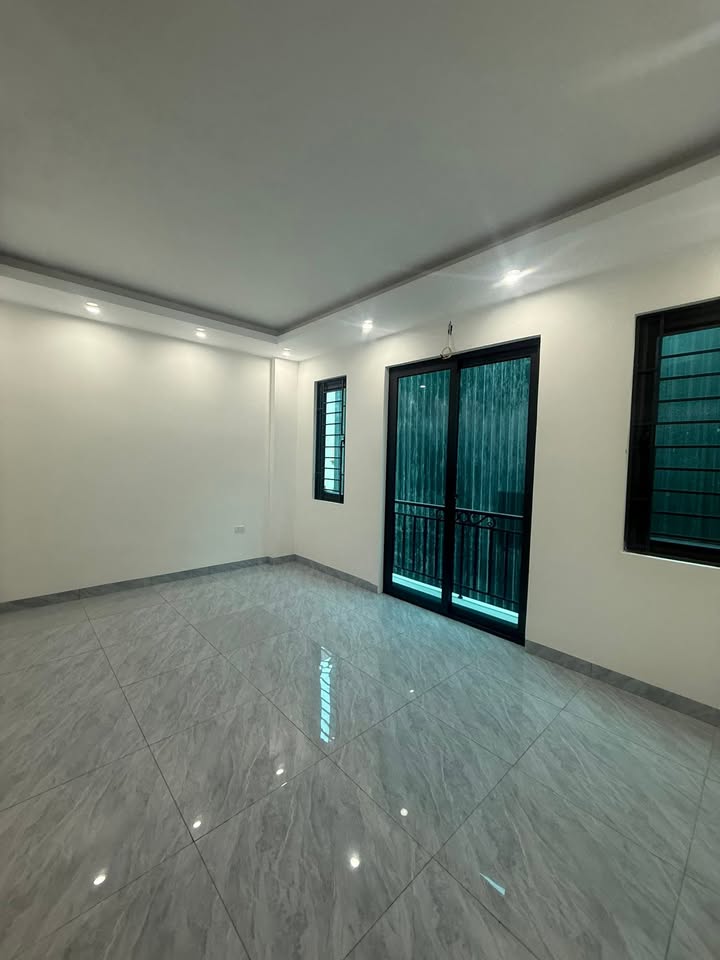 Nhà Phố Phú Lương 30m² 4 Tầng - Sổ Đỏ Sẵn Sàng - Giá 5.15 Tỷ