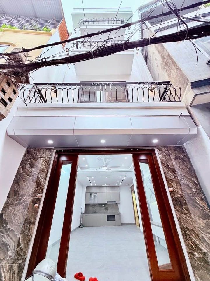 Nhà riêng Vĩnh Tuy, Hai Bà Trưng 47m² - Sẵn sàng ở ngay!