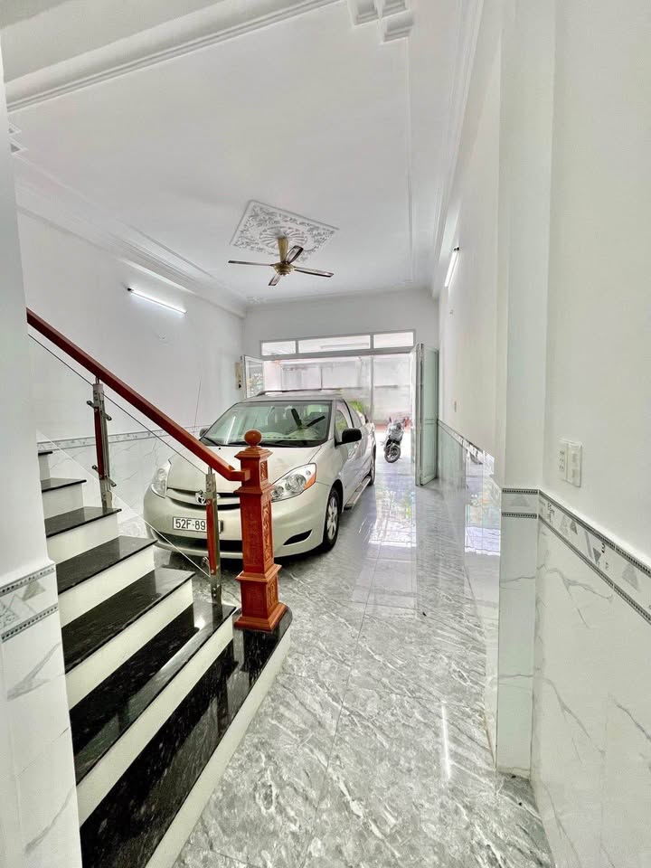 Nhà Nguyên Căn 70m² Gò Vấp - Hẻm Xe Hơi, 4PN, Giá 14 Triệu