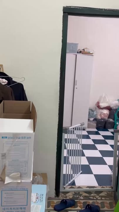 Căn hộ Chùa Láng Đống Đa 100m² - Chính chủ, sẵn sàng vào ở!