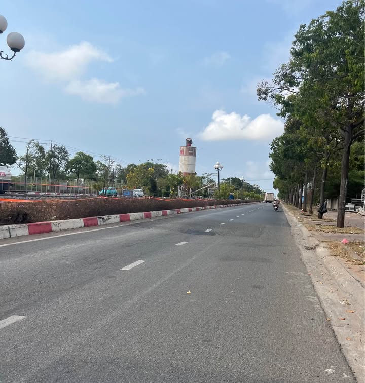 Bán Đất Mặt Tiền Đường 2/9 Vũng Tàu 2400m²/40 Tỷ - Vị Trí Đắc Địa!