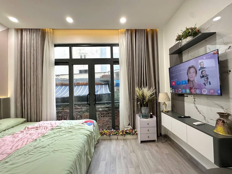 Căn hộ Studio Lê Văn Sỹ, Quận 3 30m² - Full nội thất cao cấp!