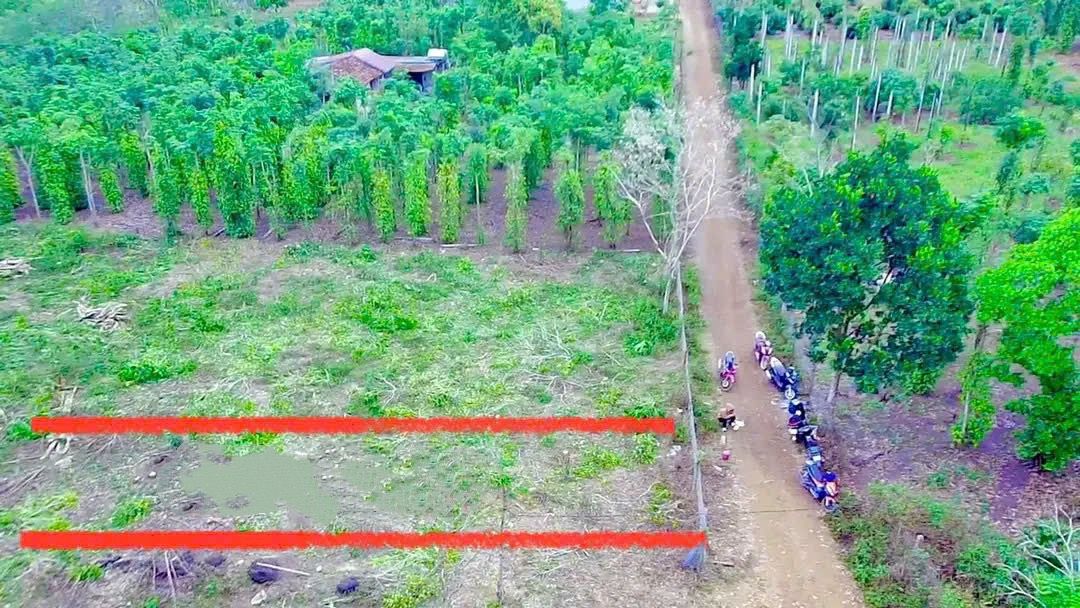 Đất nền Ea Kar 180m² - Sổ đỏ chính chủ, đường quy hoạch 13m!