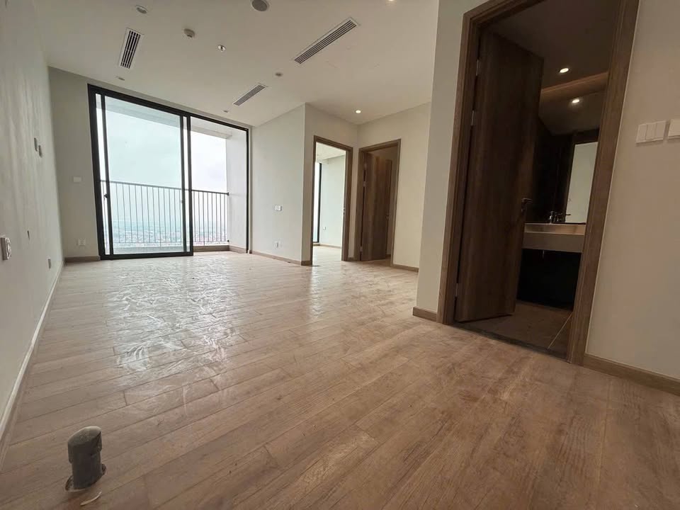 Bán Mezza 2 Ngủ Landmark 2 Ecopark 110m² - Nhà Thô Giá 8.7 Tỷ