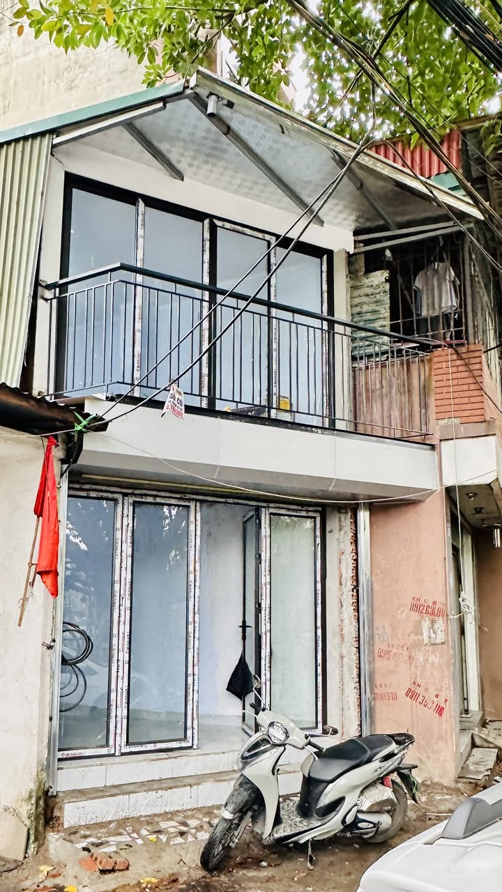 Văn phòng Quận Hai Bà Trưng 120m² - Vị trí đắc địa mặt hồ Kim Đồng