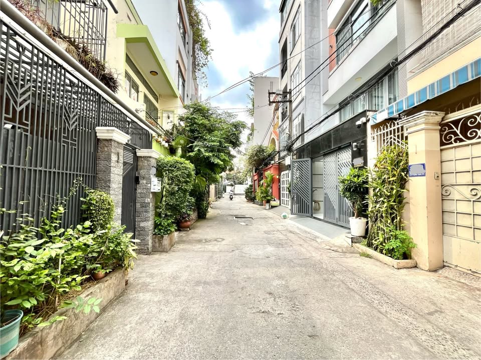 Nhà Riêng Nguyễn Cửu Vân, Bình Thạnh 32m², 5 Tỷ - Ô tô vào tận nhà!