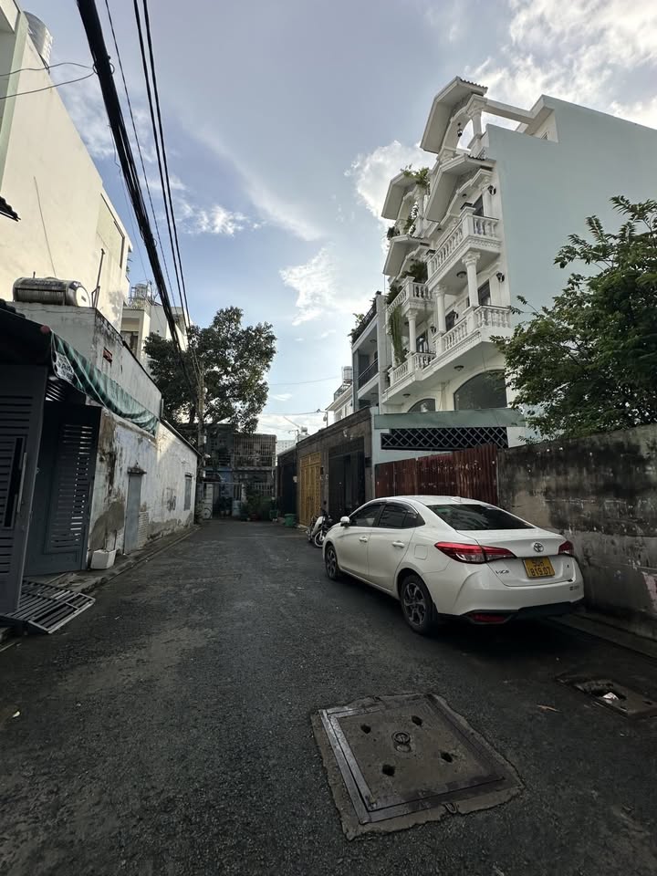 Nhà riêng Phạm Văn Bạch Tân Bình 104m² - Dòng tiền 500 triệu/năm!