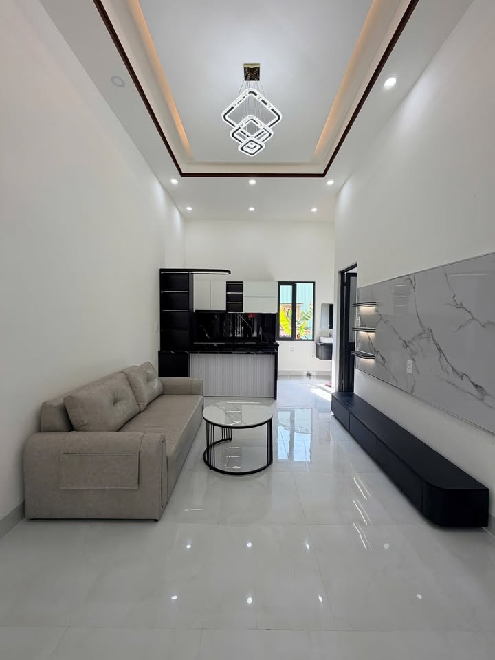 Nhà riêng Đường Trần Bình Trọng 50m² giá 1 tỷ - Full nội thất, vào ở ngay!