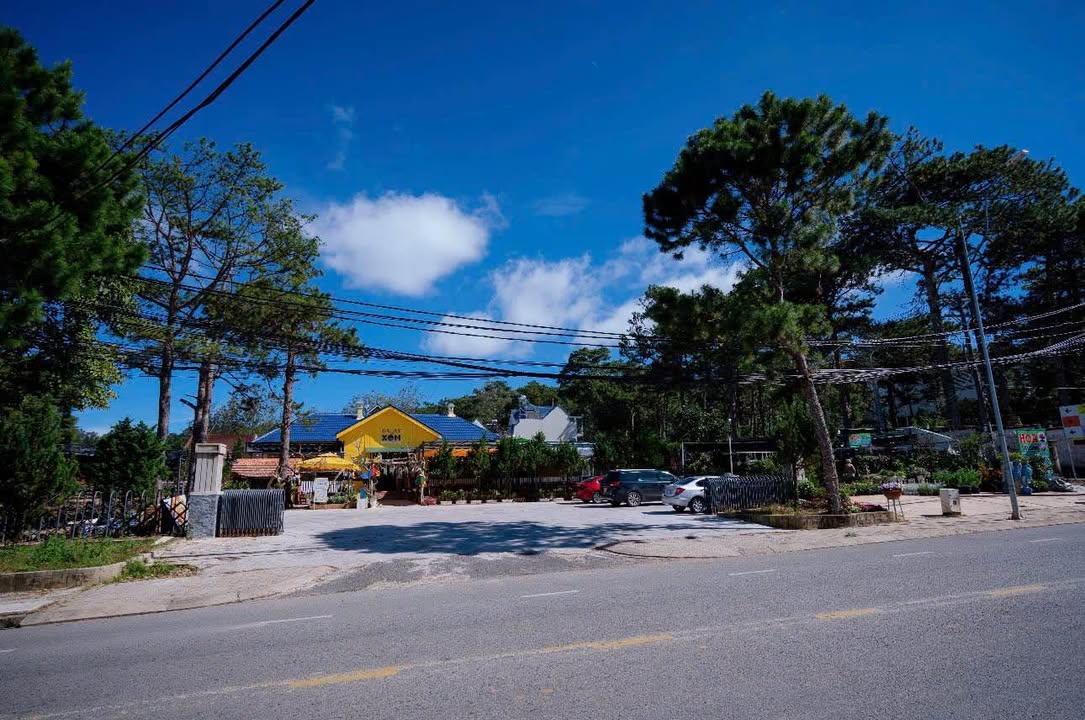 Nhà hàng Đà Lạt Đường Hùng Vương 1100m² - Sẵn sàng kinh doanh ngay!