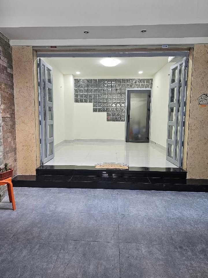 Nhà Phố Mặt Tiền Hẻm Lớn 3/2 Quận 10 - 64m², 6 Tầng, 10PN - Giá 17.5 Tỷ