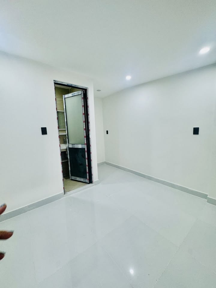 Nhà Phân Lô Nguyễn Văn Cừ Quận 1 - 33m² - 3PN - Giá 6.2 Tỷ