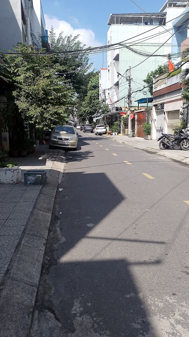 Nhà Mặt Tiền Đường 5.5m Hải Châu - 70m² Giá Tốt Trước Tết