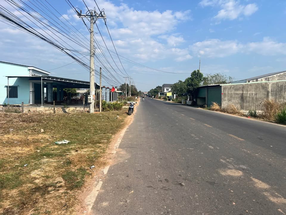 Đất Nền Mặt Tiền Đường Nhựa Gò Dầu, Tây Ninh - 3200m² Giá Tốt