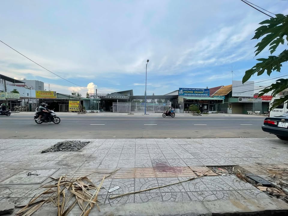 Mặt bằng 230m² Hoàng Quốc Việt, Cần Thơ - Mặt tiền kinh doanh đắc địa!