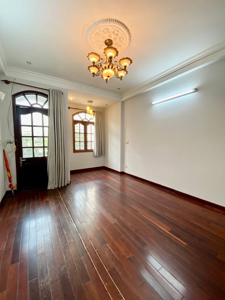 Nhà Mặt Tiền Kinh Doanh Đỉnh Quận 7 - 62m² - 14.5 Tỷ