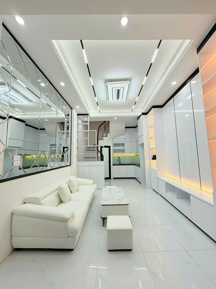 Nhà mới 4 tầng 21m² Phúc Tân, Hoàn Kiếm - 3.4m mặt tiền, 5.8 tỷ